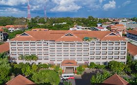 Hotel Somadevi Angkor Resort y Spa